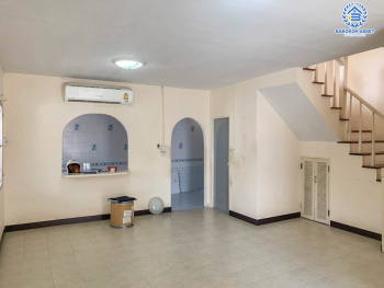 *****ทาวน์เฮ้าส์มือสอง ย่านลำลูกกา ม.พฤกษา20 ลำลูกกา หลังมุม เนื้อที่ 23.9 ตร.ว. ฟังก์ชัน 3 ห้องนอน 2 ห้องน้ำ จอดรถได้ 1 คัน ตอบโจทย์ทุกการอยู่อาศัย บนทำเลเชื่อมต่อถนนรังสิต-องครักษ์ ใกล้รถไฟฟ้า "สถานีคูคต" และฟิวเจอร์พาร์ครังสิต